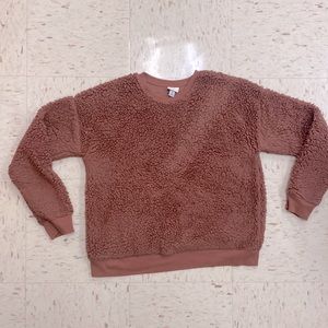 A New Day, Target sherpa crewneck sweater. Women’s medium, dusty rose/mauve